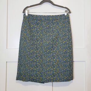 Talbots Size 10 Skirt Green Lime & White Tulip Floral Print  Back Slit C…